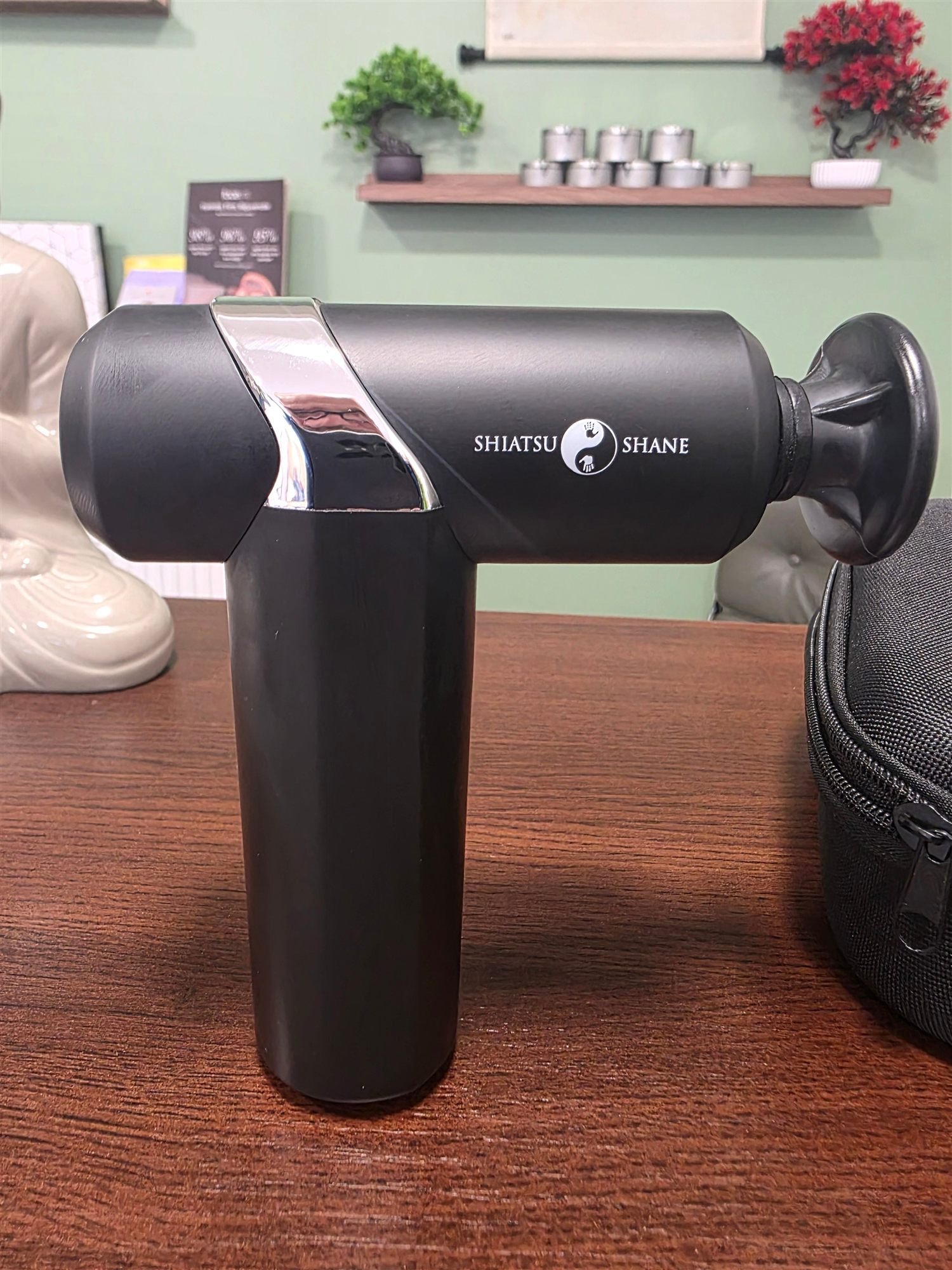 Shiatsu Shane massage gun